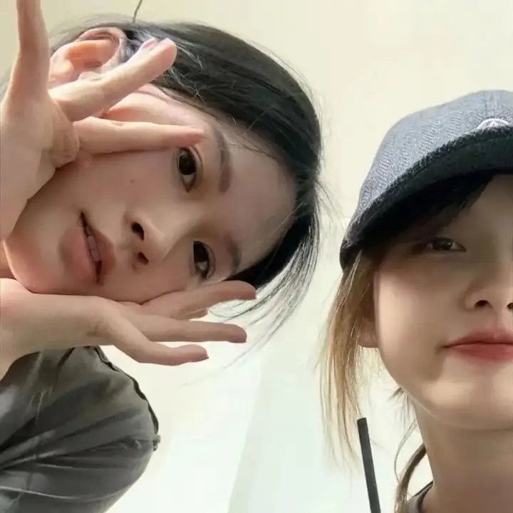 女兵报到